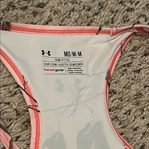 NWT Under Armour medium Pink Camo Tank Top  E - Picture 2 of 10